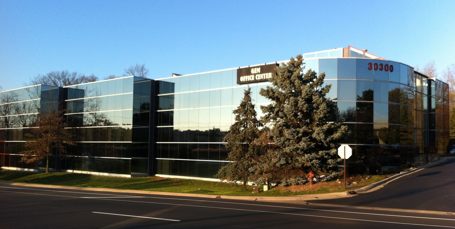 30300 Northwestern Hwy, Farmington Hills, MI 48334