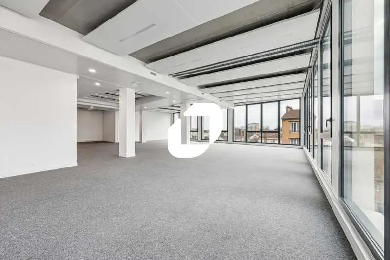 155 Boulevard Maxime Gorki, Villejuif for lease - Building Photo - Image 2 of 17