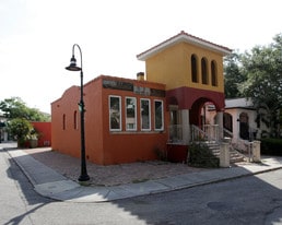 401 Burns Ct, Sarasota FL - Pub