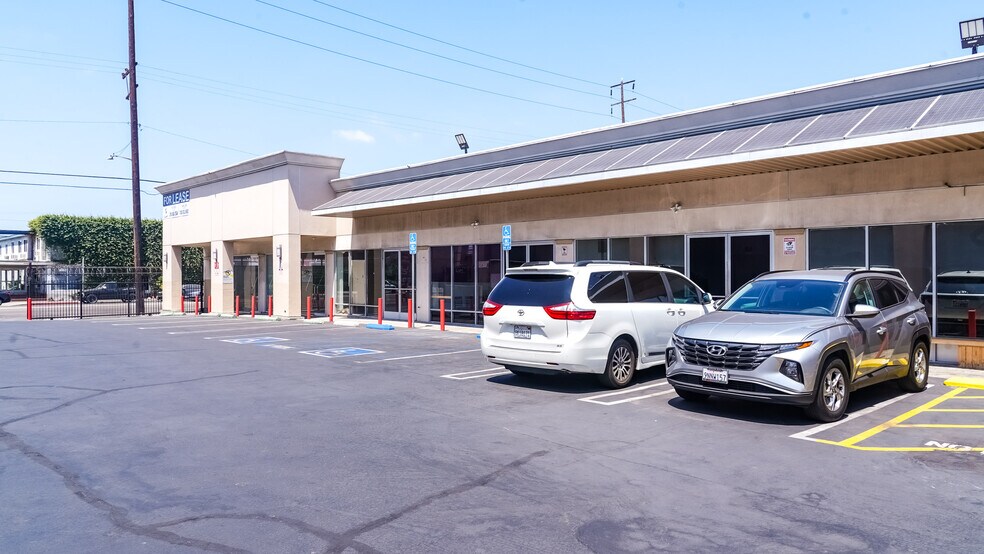 14952 Crenshaw Blvd, Gardena, CA for lease - Building Photo - Image 3 of 9