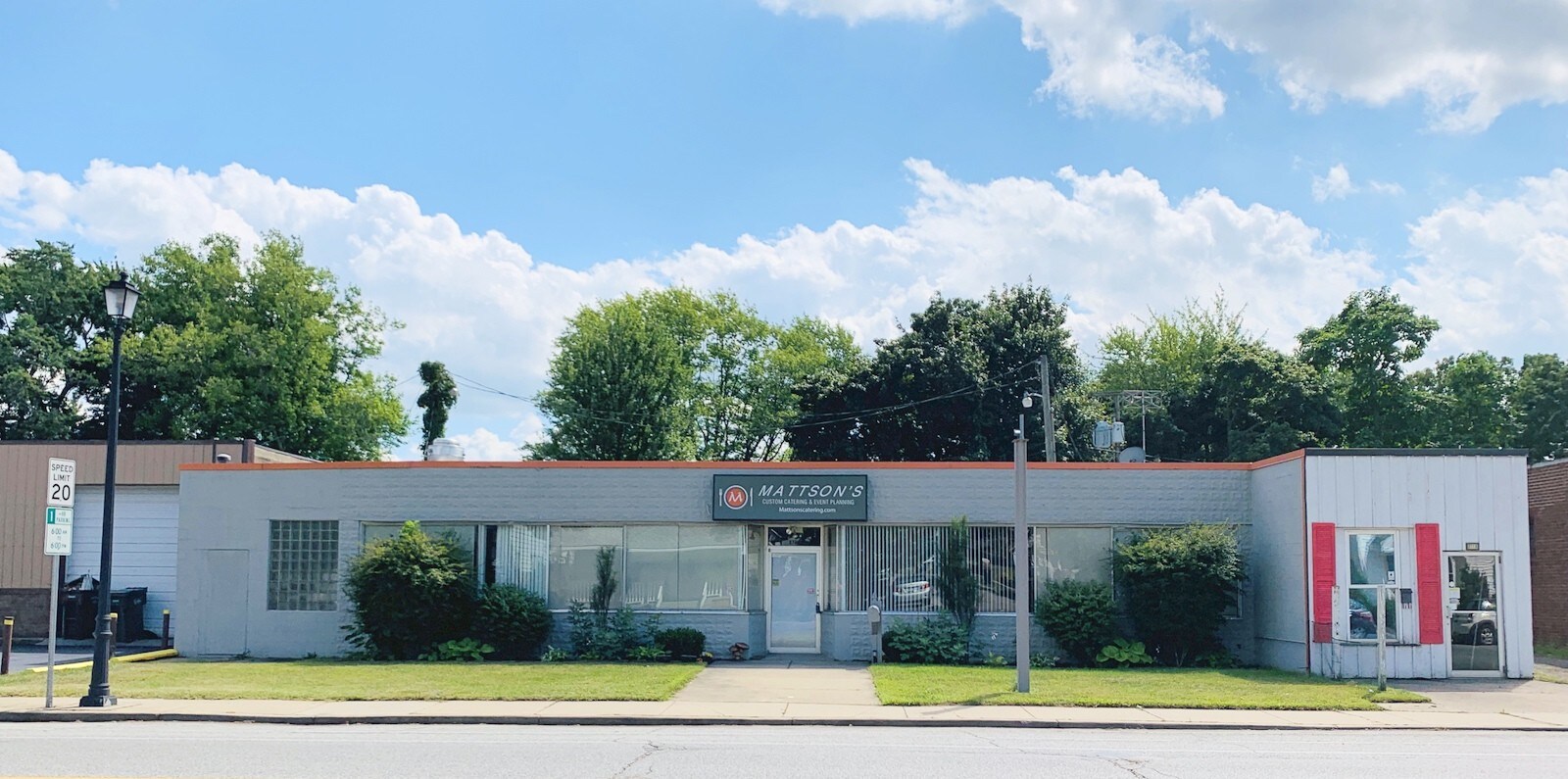 2720 Mishawaka Ave, South Bend, IN for sale Primary Photo- Image 1 of 1