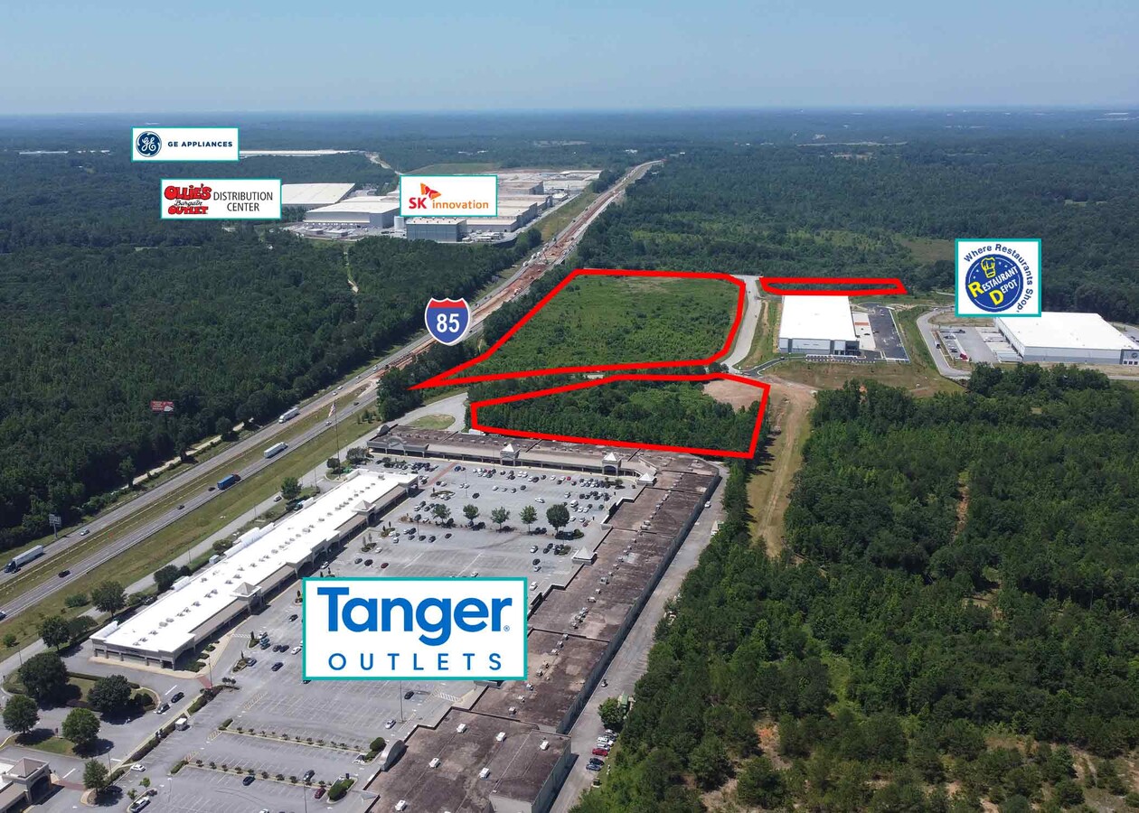 Steven B Tanger Blvd, Commerce, GA 30529 - Commerce Marketplace | LoopNet