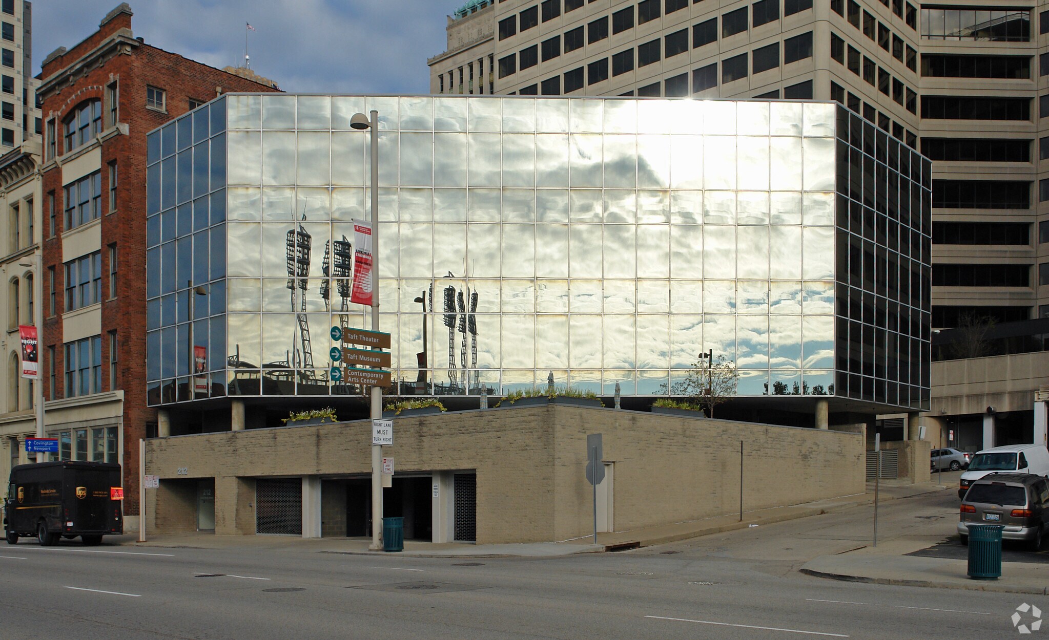 212 E Third St, Cincinnati, OH for sale Primary Photo- Image 1 of 1