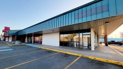 1501-1551 Hawthorne Ave NE, Salem, OR for lease Building Photo- Image 1 of 11