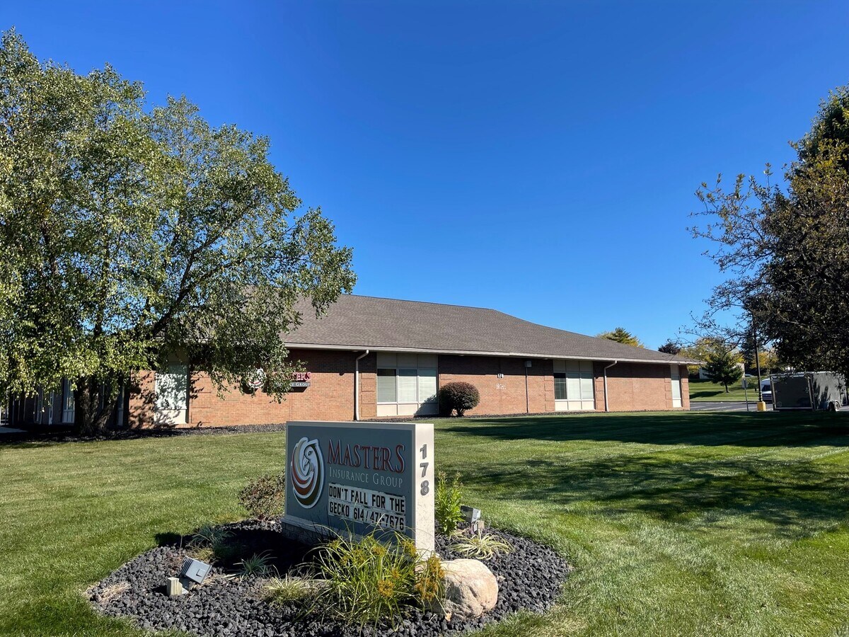 178 W Schrock Rd, Westerville, OH 43081