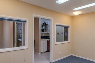 6941 Commerce Ave, El Paso, TX for sale Interior Photo- Image 2 of 7