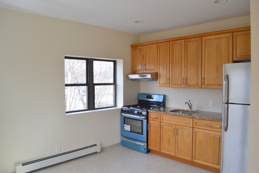 3 Sherman Ave, Mount Vernon, NY for sale - Building Photo - Image 3 of 14