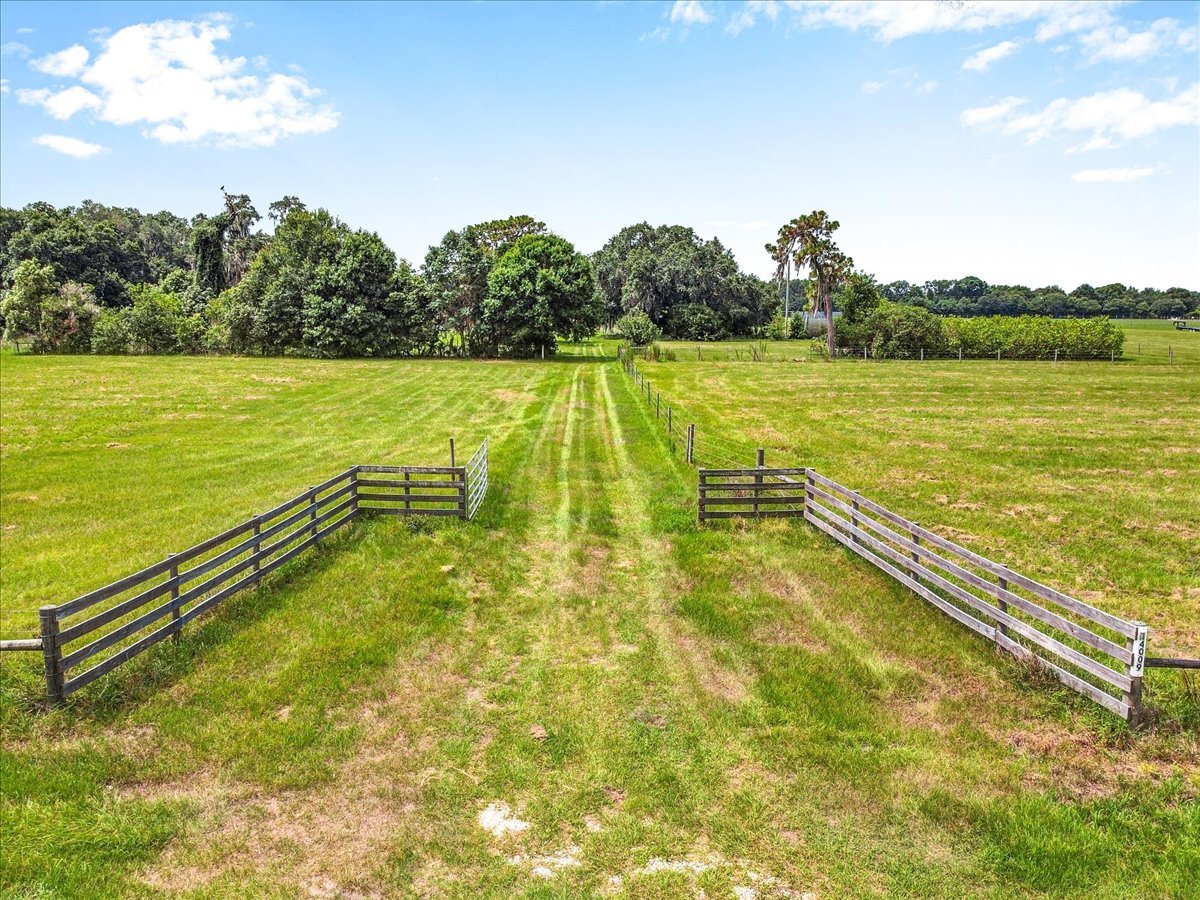 14009 Sweat Loop Rd, Wimauma, FL for sale Primary Photo- Image 1 of 1