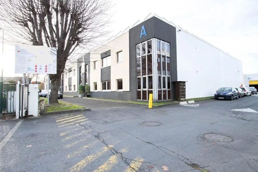 Industrial in Gennevilliers for lease - Building Photo - Image 2 of 5