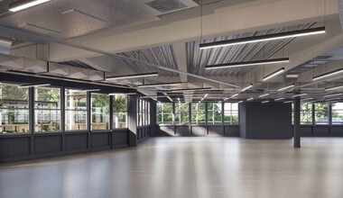 2 The Square, Uxbridge for sale Interior Photo- Image 2 of 2