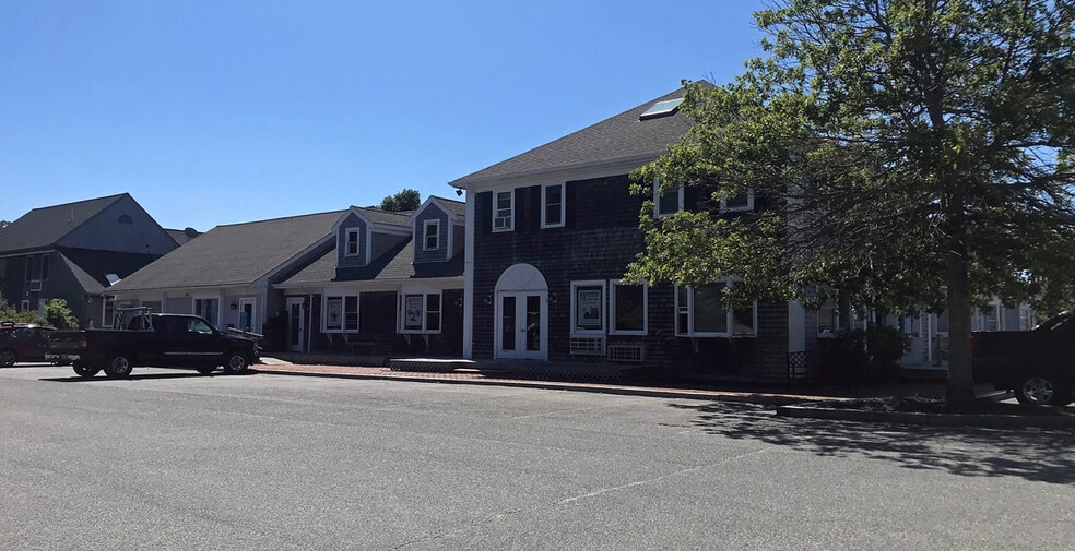 8 Merchants Rd, Sandwich, MA for sale - Building Photo - Image 1 of 1