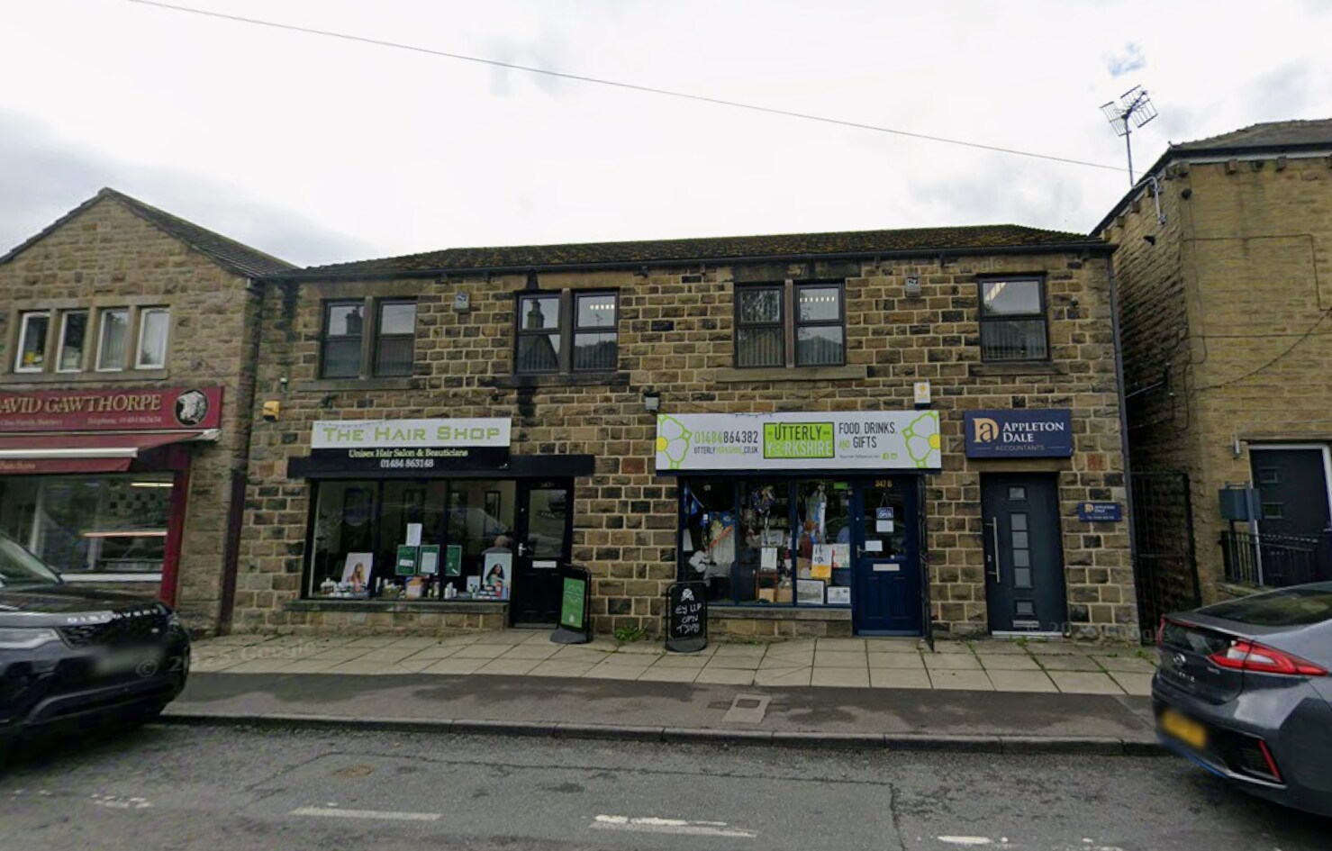 347C Wakefield Rd, Huddersfield for sale Primary Photo- Image 1 of 2