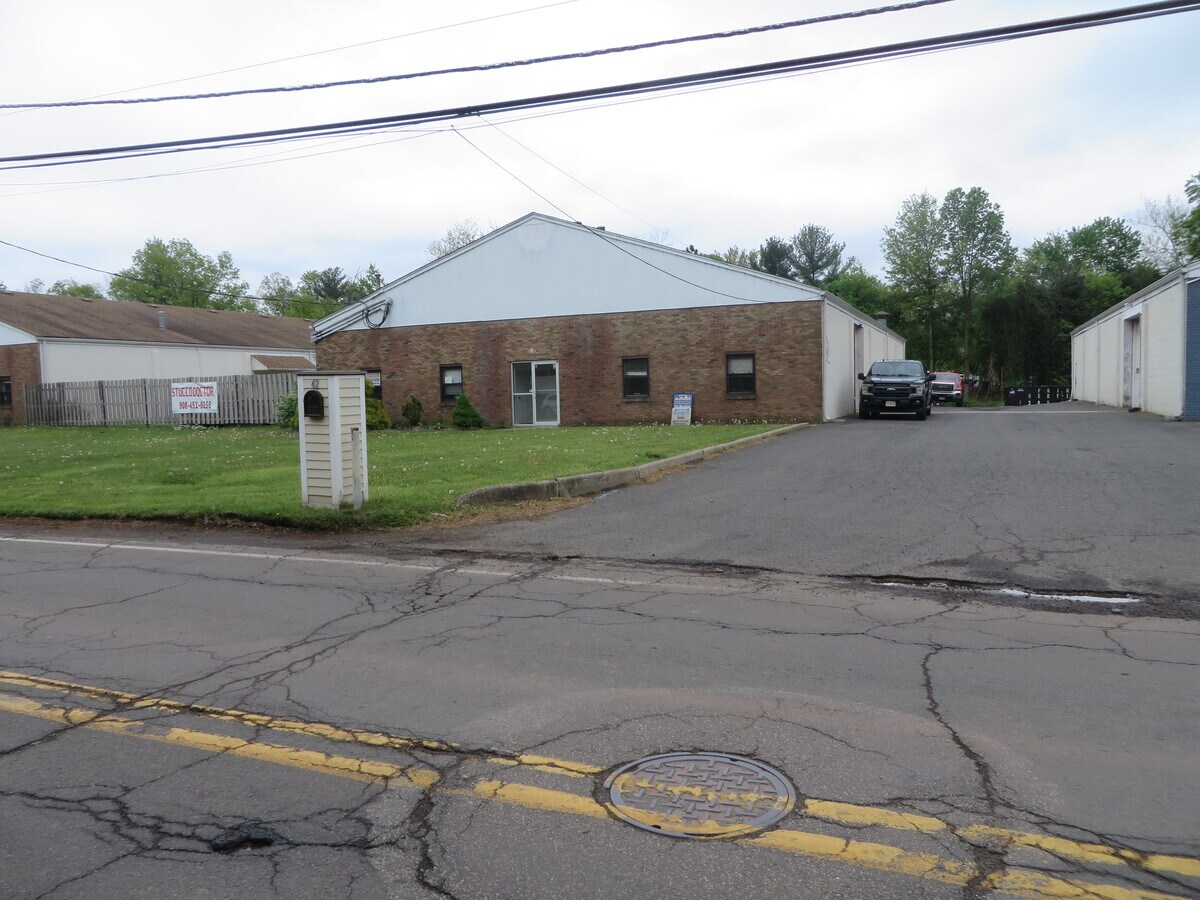 4650 Old Camplain Rd, Hillsborough, NJ 08844