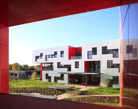 66 Chemin Du Moulin Carron, Dardilly for lease - Building Photo - Image 2 of 3