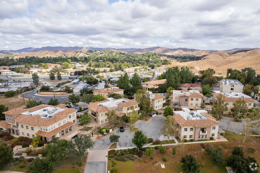 5012 Chesebro Rd, Agoura Hills, CA for sale - Aerial - Image 3 of 4