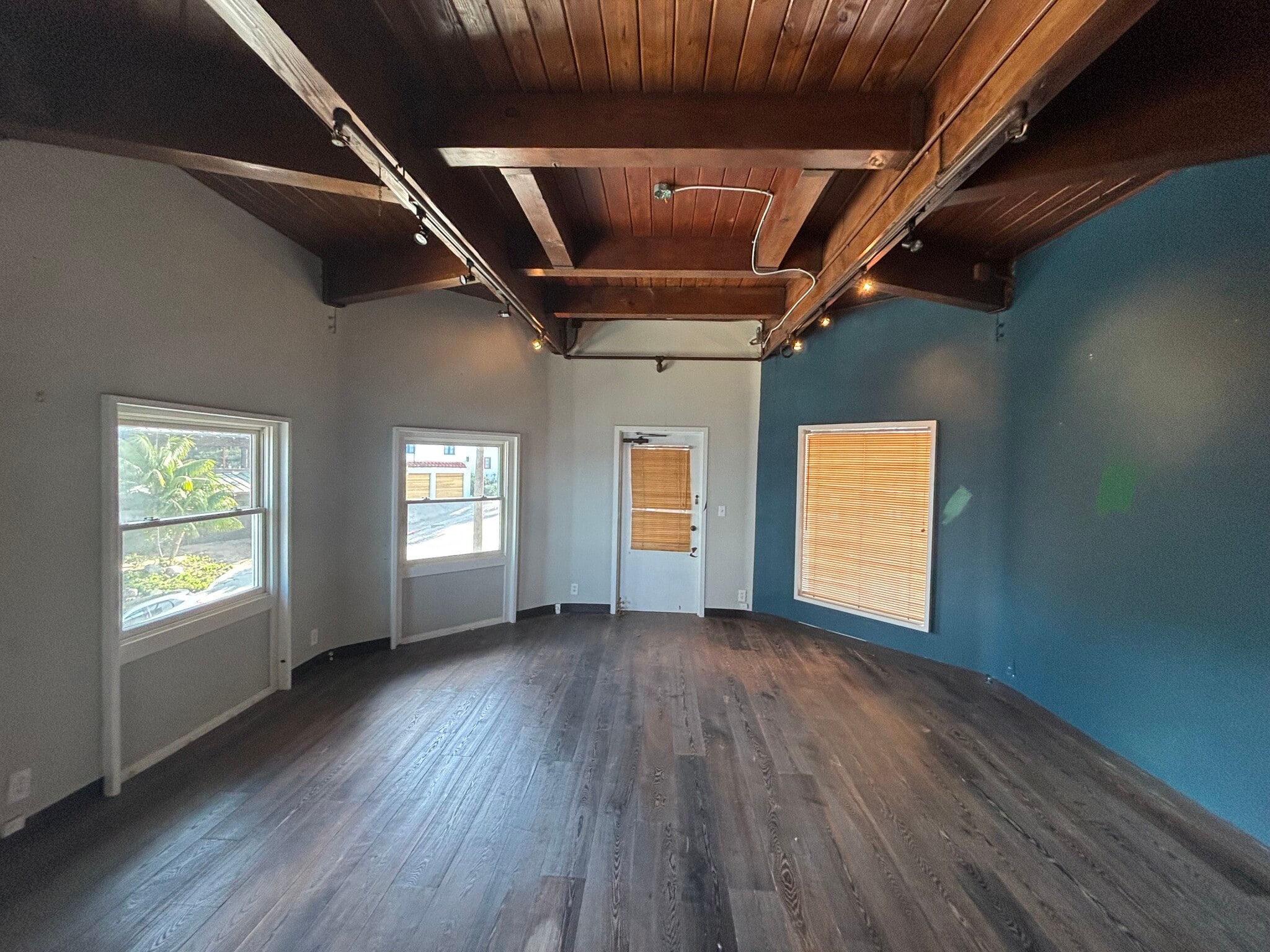 1298 Prospect St, La Jolla, CA for lease Interior Photo- Image 1 of 2