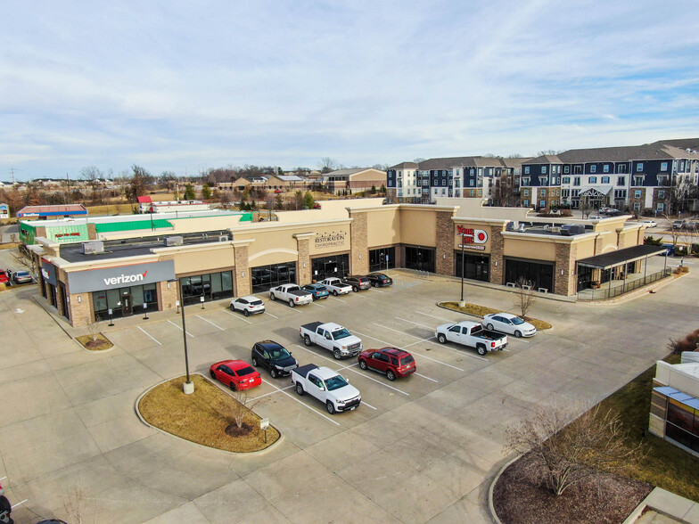 1413 Grindstone Plaza Dr, Columbia, MO for lease - Building Photo - Image 1 of 11