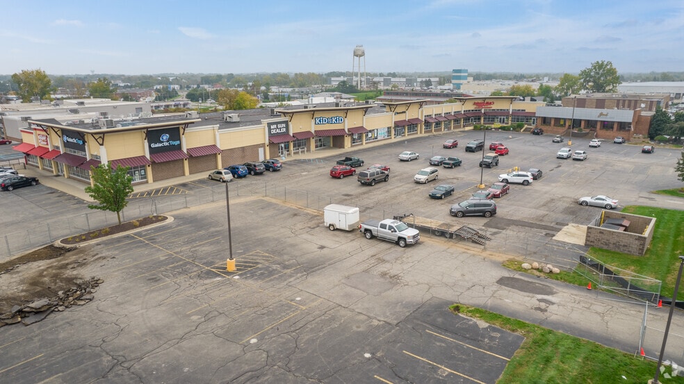 3094 28th St SE, Kentwood, MI for sale - Building Photo - Image 2 of 4