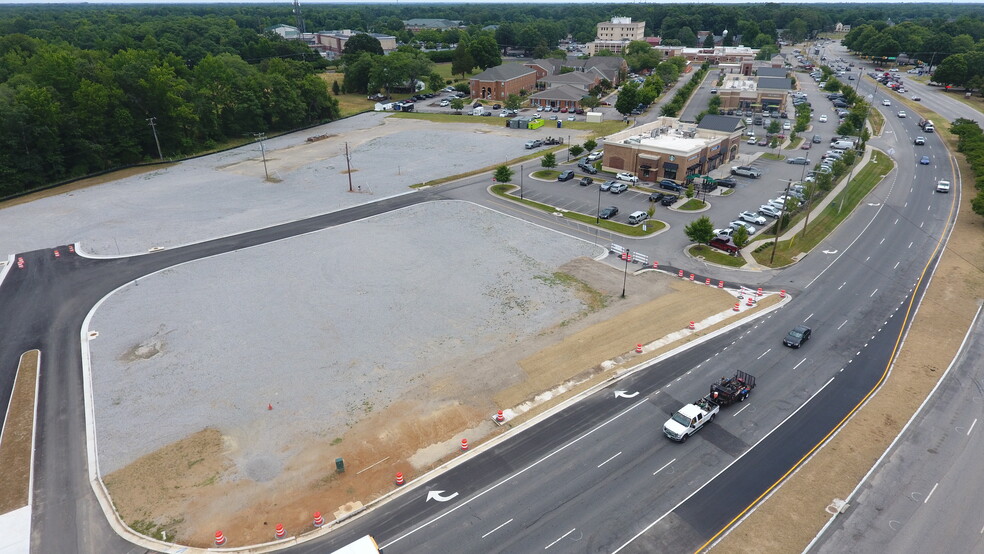 9801 Iron Bridge Rd, Chesterfield, VA for lease - Aerial - Image 2 of 4