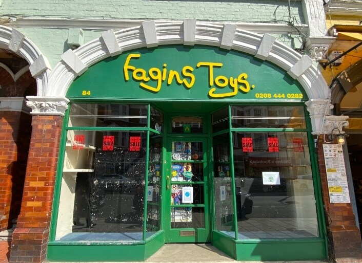 84 Fortis Green Rd, London for sale - Primary Photo - Image 1 of 1