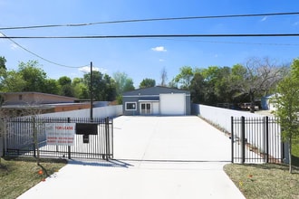4103B Dawn, Houston, TX for lease Building Photo- Image 1 of 1
