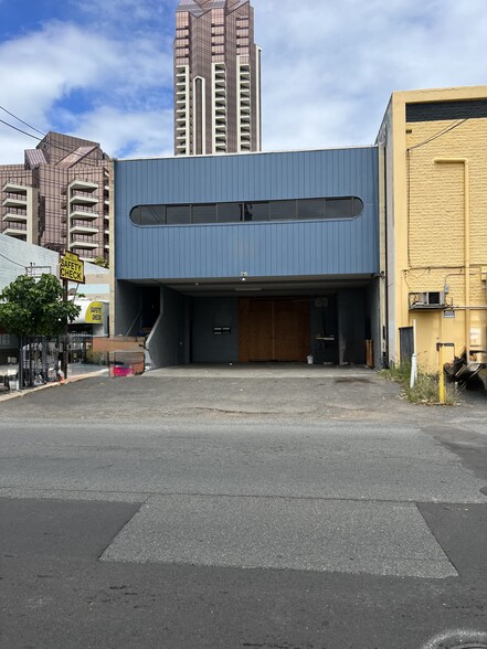 816 Queen St, Honolulu, HI for lease - Building Photo - Image 1 of 4