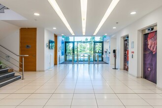 2 Experian Way, Nottingham for lease Interior Photo- Image 2 of 11