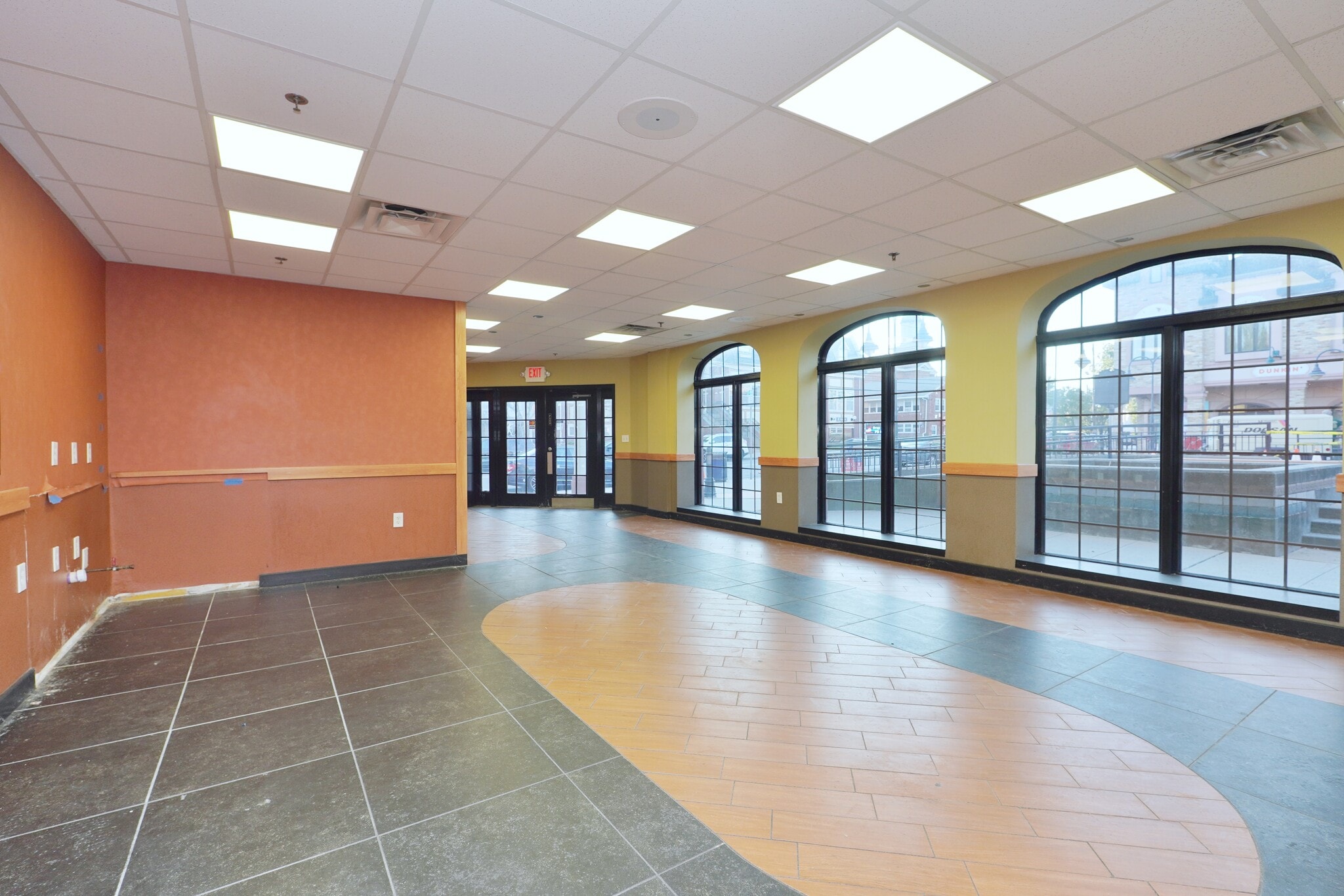 131 N Broadway, South Amboy, NJ for sale Interior Photo- Image 1 of 7