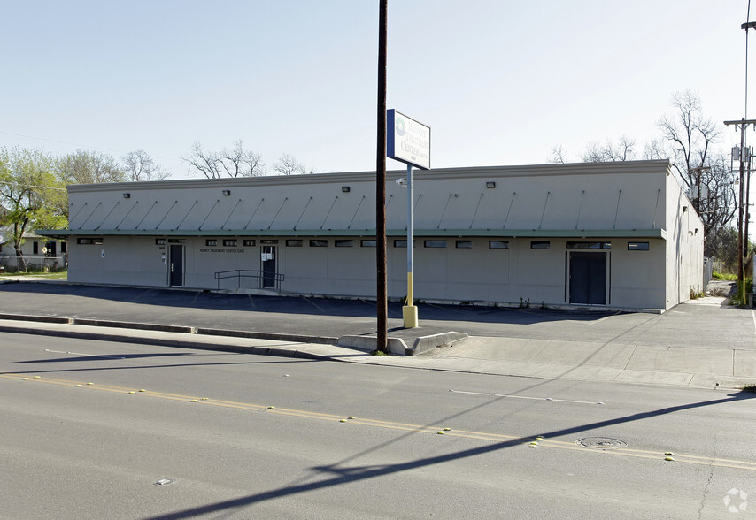 1608 S New Braunfels Ave, San Antonio, TX for lease - Building Photo - Image 1 of 3