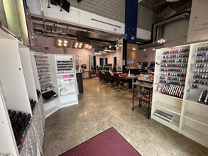 458 W Ontario St, Chicago, IL for lease Interior Photo- Image 2 of 7