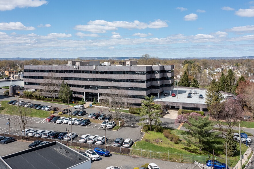 218 Route 17 N, Rochelle Park, NJ for lease - Building Photo - Image 3 of 47