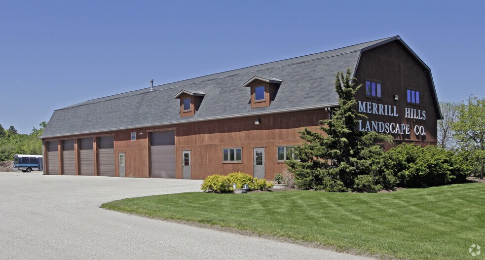 W227N4755 Duplainville Rd, Pewaukee, WI for sale - Primary Photo - Image 1 of 1