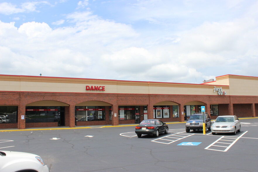 2115 Fairburn Rd, Douglasville, GA for lease - Building Photo - Image 2 of 6