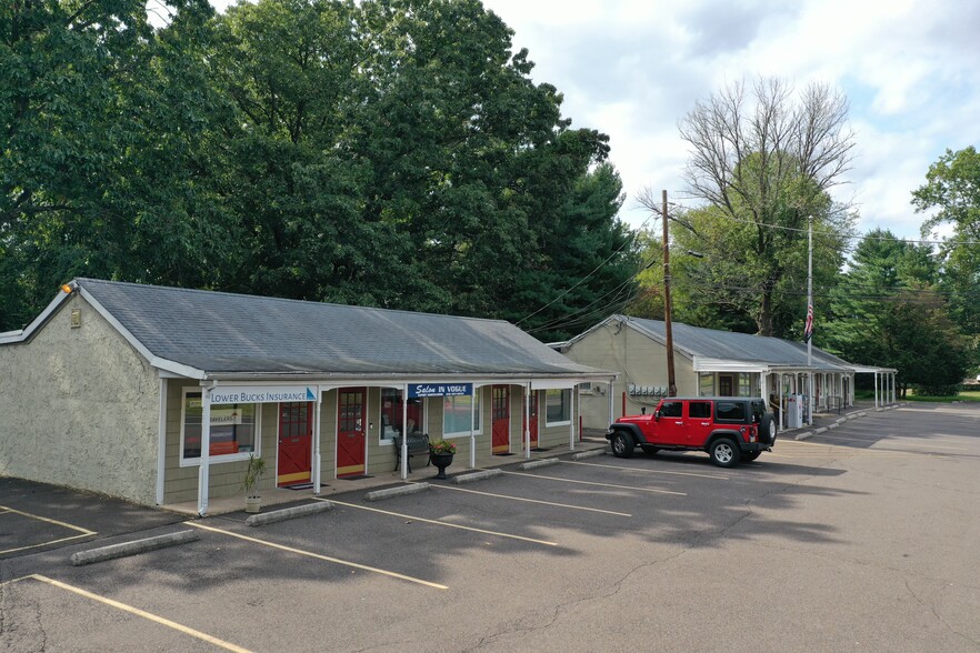 1075-1077 River Rd, Washington Crossing, PA for lease - Building Photo - Image 3 of 11