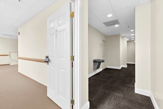 601 7th St, Laurel, MD for lease Interior Photo- Image 2 of 28