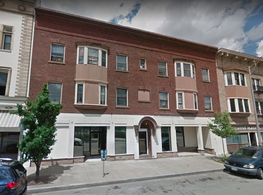 117-121 Liberty Pole Way, Rochester, NY for lease Primary Photo- Image 1 of 3