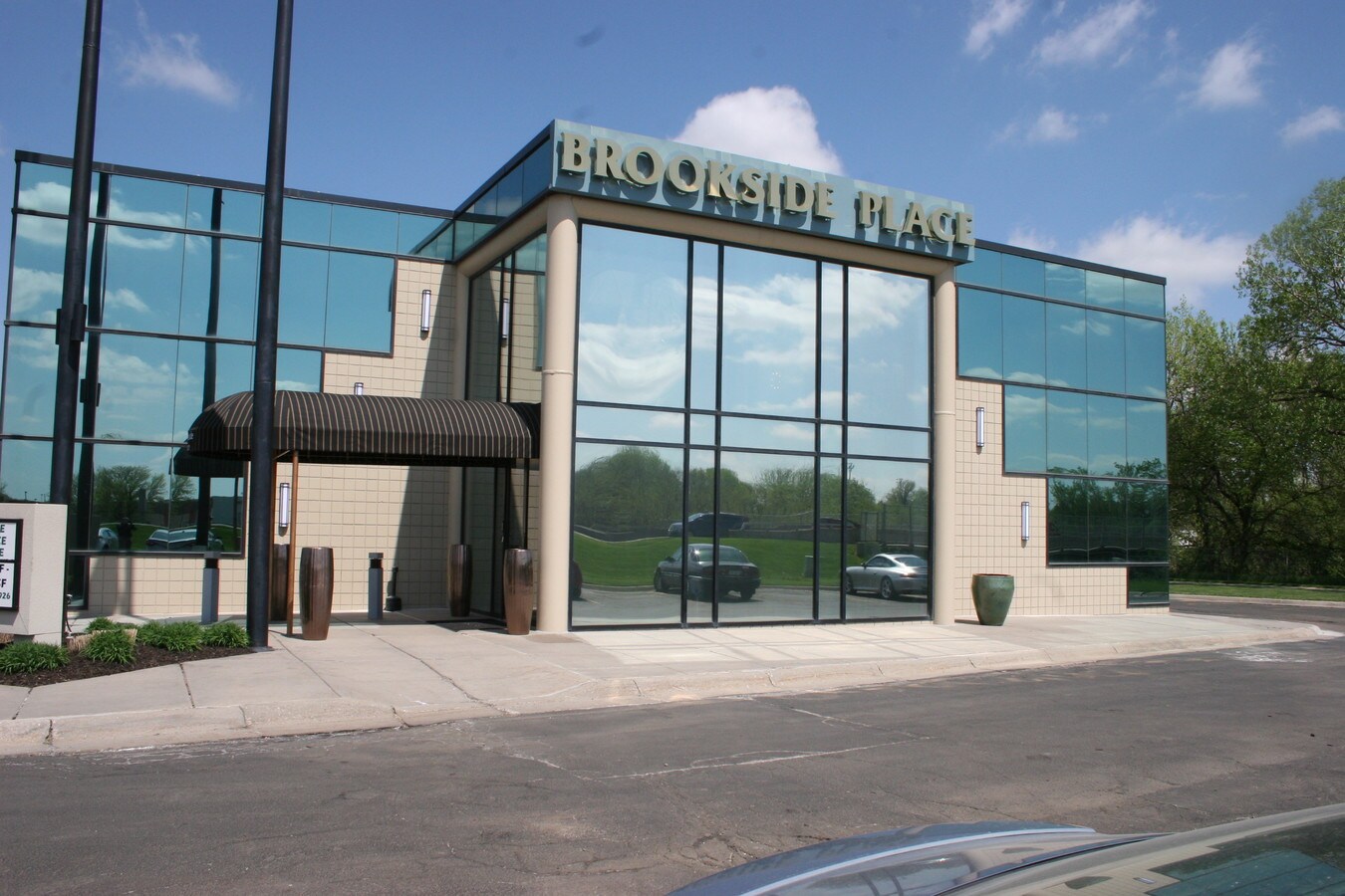 13750 Millard Ave, Omaha, NE 68137