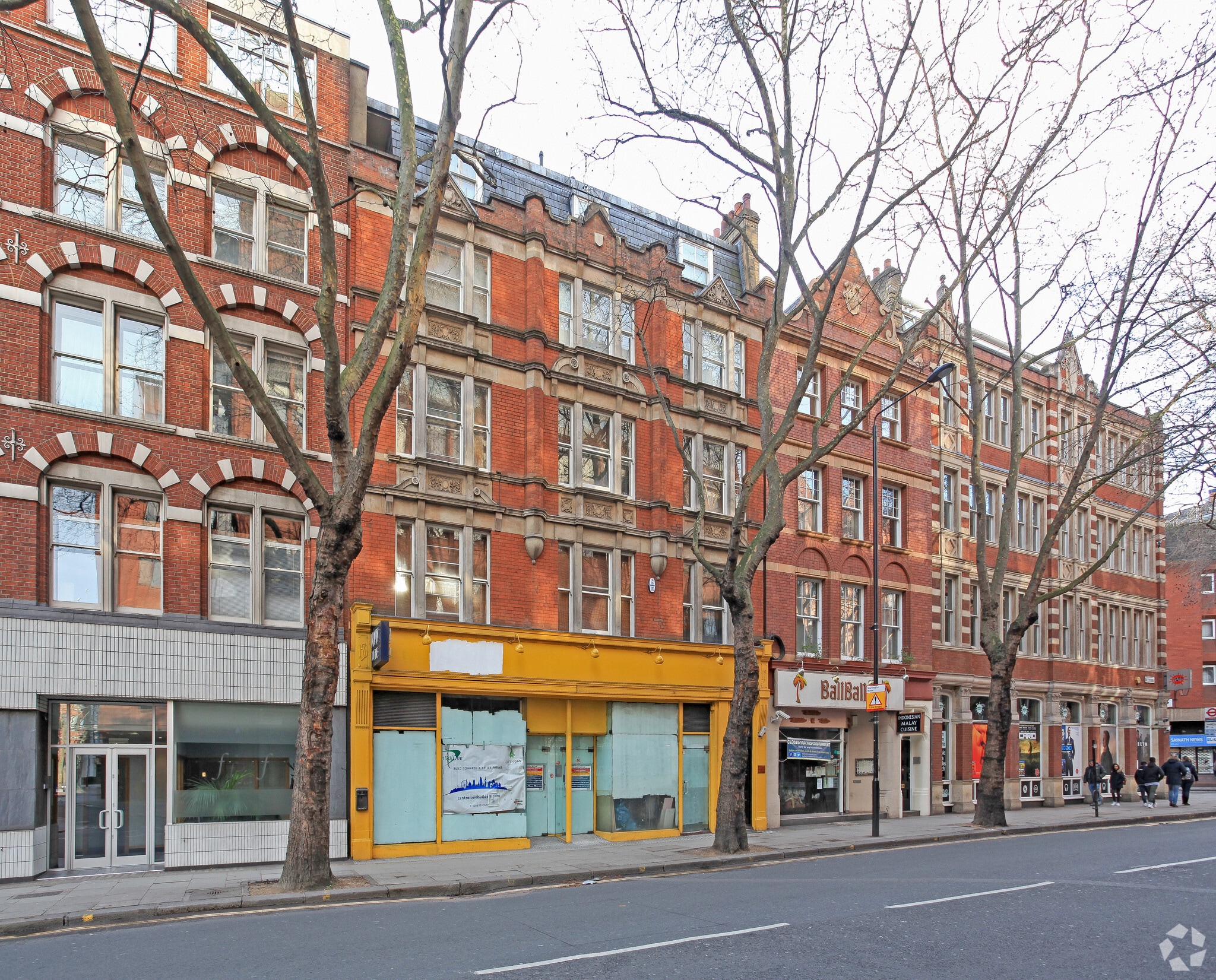 154 Shaftesbury Ave, London for lease Primary Photo- Image 1 of 5