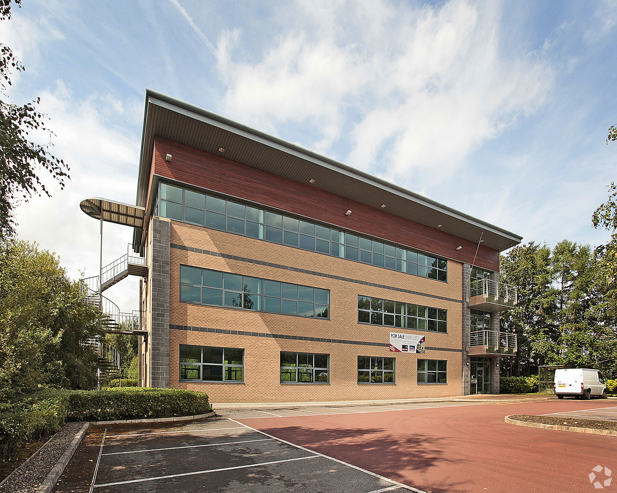 7 Rhino Ct, Stockport for lease Primary Photo- Image 1 of 10