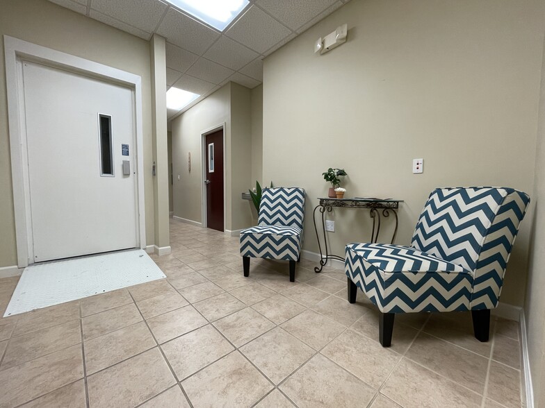 5550 NW 111th Blvd, Gainesville, FL for lease - Interior Photo - Image 3 of 12