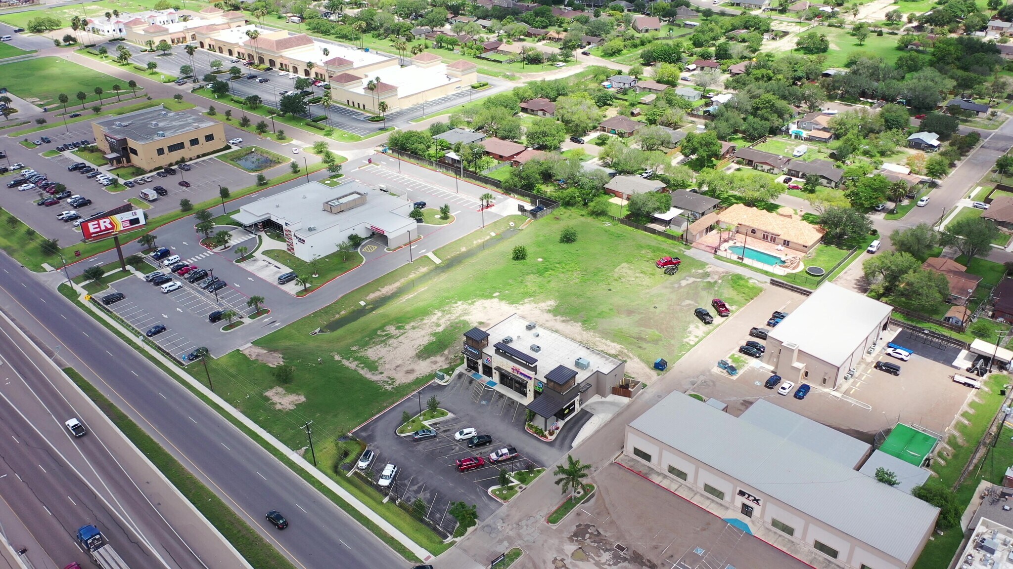 400 W Expressway 83, Weslaco, TX 78596 Weslaco Plaza