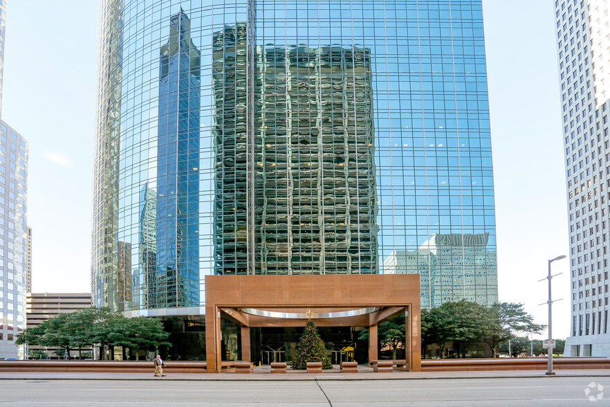 1000 Louisiana St, Houston, TX for sale - Building Photo - Image 1 of 1