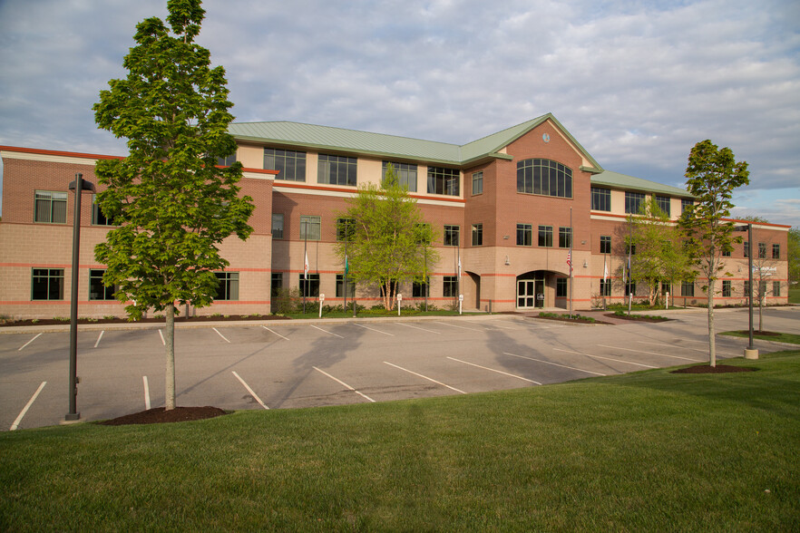 100 International Dr, Portsmouth, NH for lease - Building Photo - Image 1 of 6