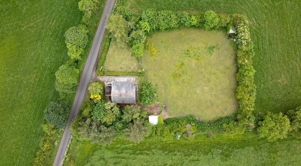 8 Shinn School Rd, Newry for sale - Aerial - Image 3 of 3