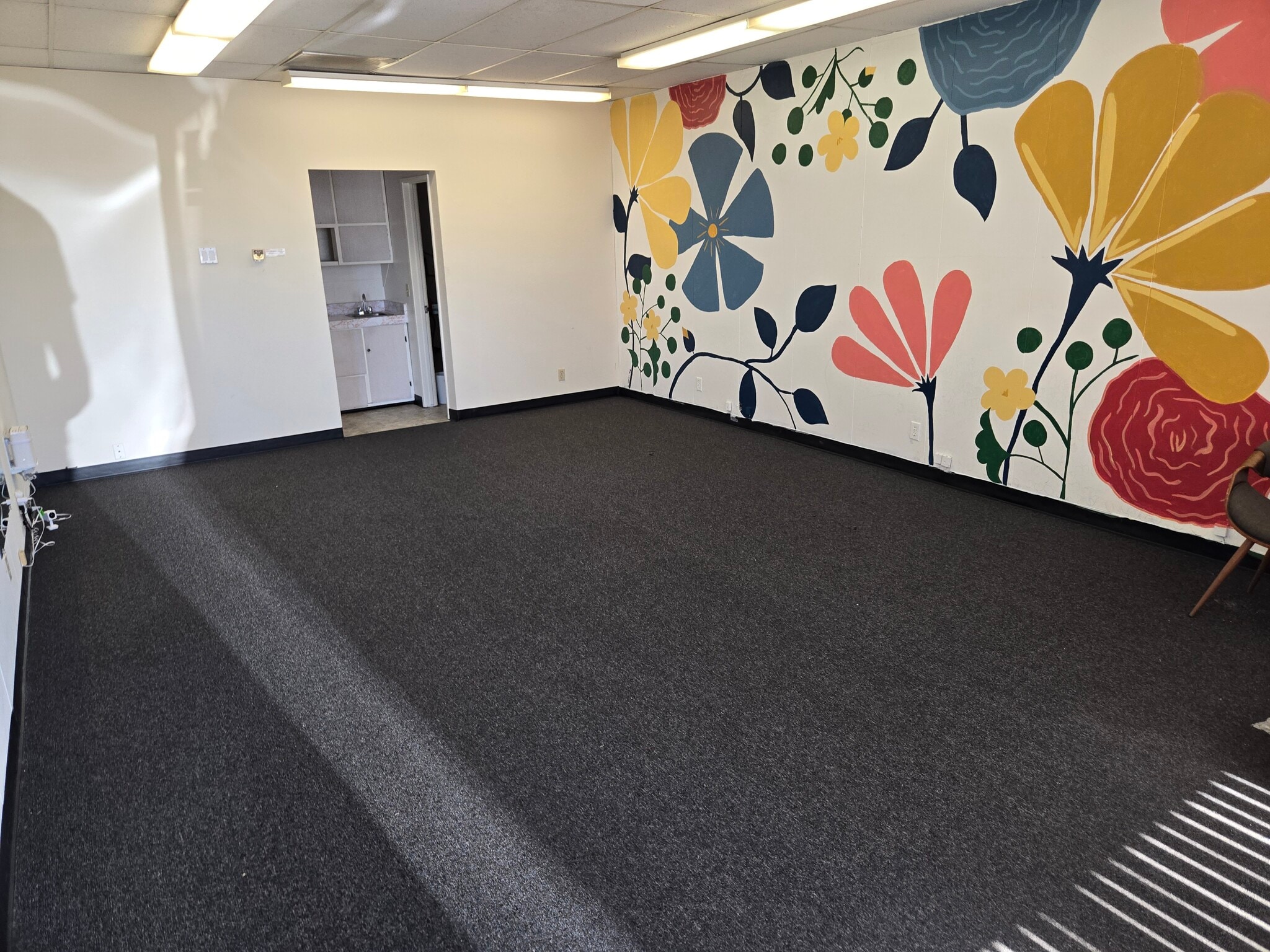 7400 El Cajon Blvd, La Mesa, CA for lease Interior Photo- Image 1 of 4