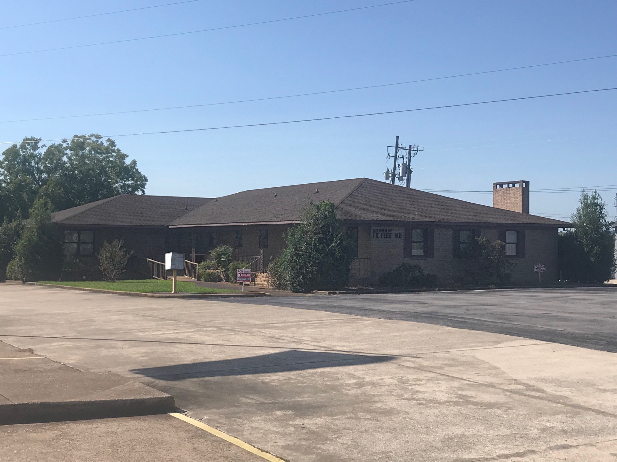 1425 Rainbow Dr, Gadsden, AL for sale Primary Photo- Image 1 of 1