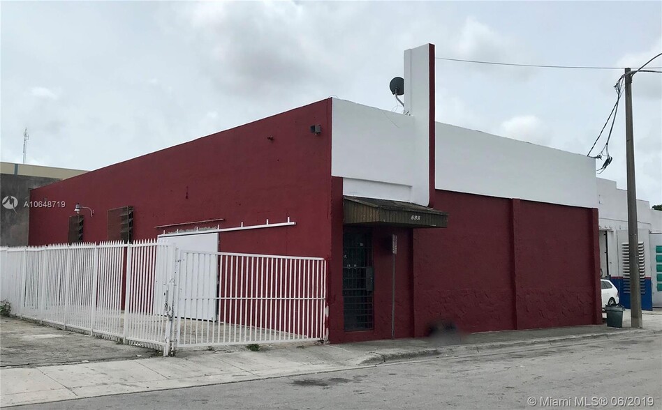 720 NW 21st St, Miami, FL for sale - Building Photo - Image 2 of 9