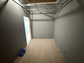 34-36 King St E, Omemee, ON for lease Interior Photo- Image 2 of 12