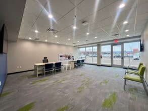 201 N Riverfront Dr, Mankato, MN for lease Interior Photo- Image 2 of 11