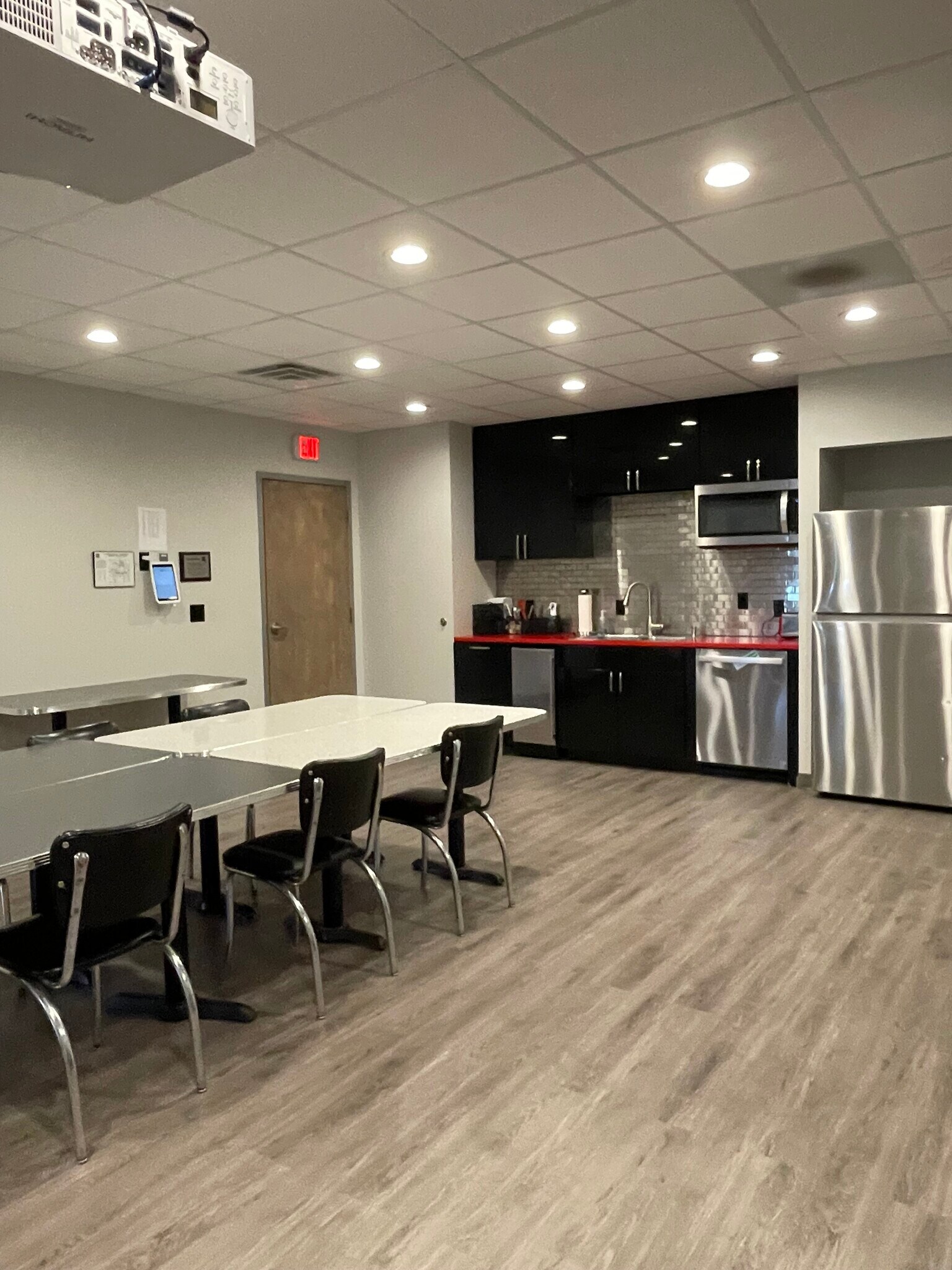 909 E Republic Rd, Springfield, MO for lease Interior Photo- Image 1 of 13
